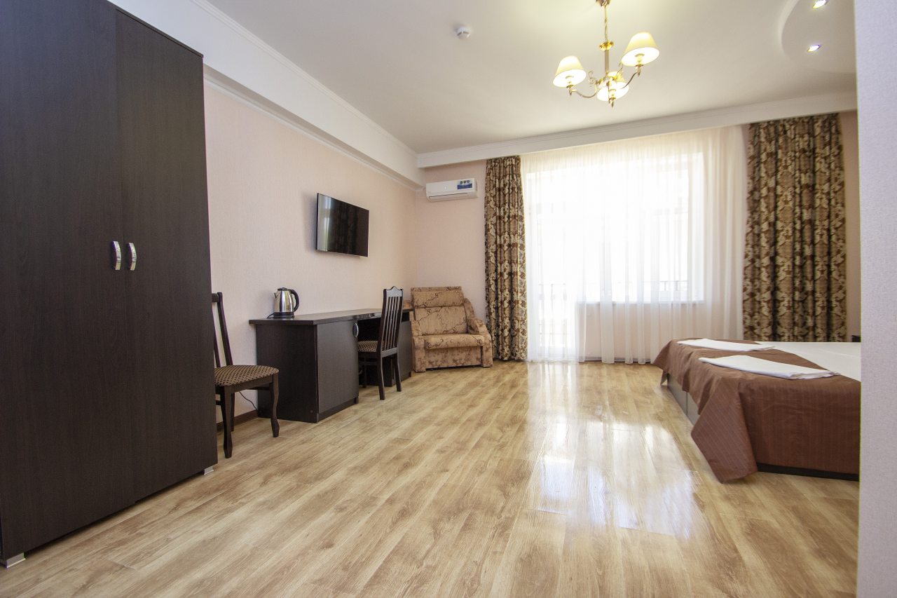 Трехместный (Комфорт трехместный), Отель Luxury House