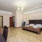 Четырехместный (Комфорт четырехместный), Отель Luxury House