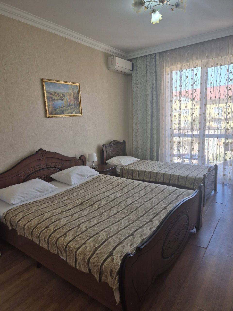 Трехместный (Стандартный номер с балконом), Гостевой дом Алиса