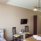 Трёхместный и более (Трехместный номер комфорт), Отель Ламанш
