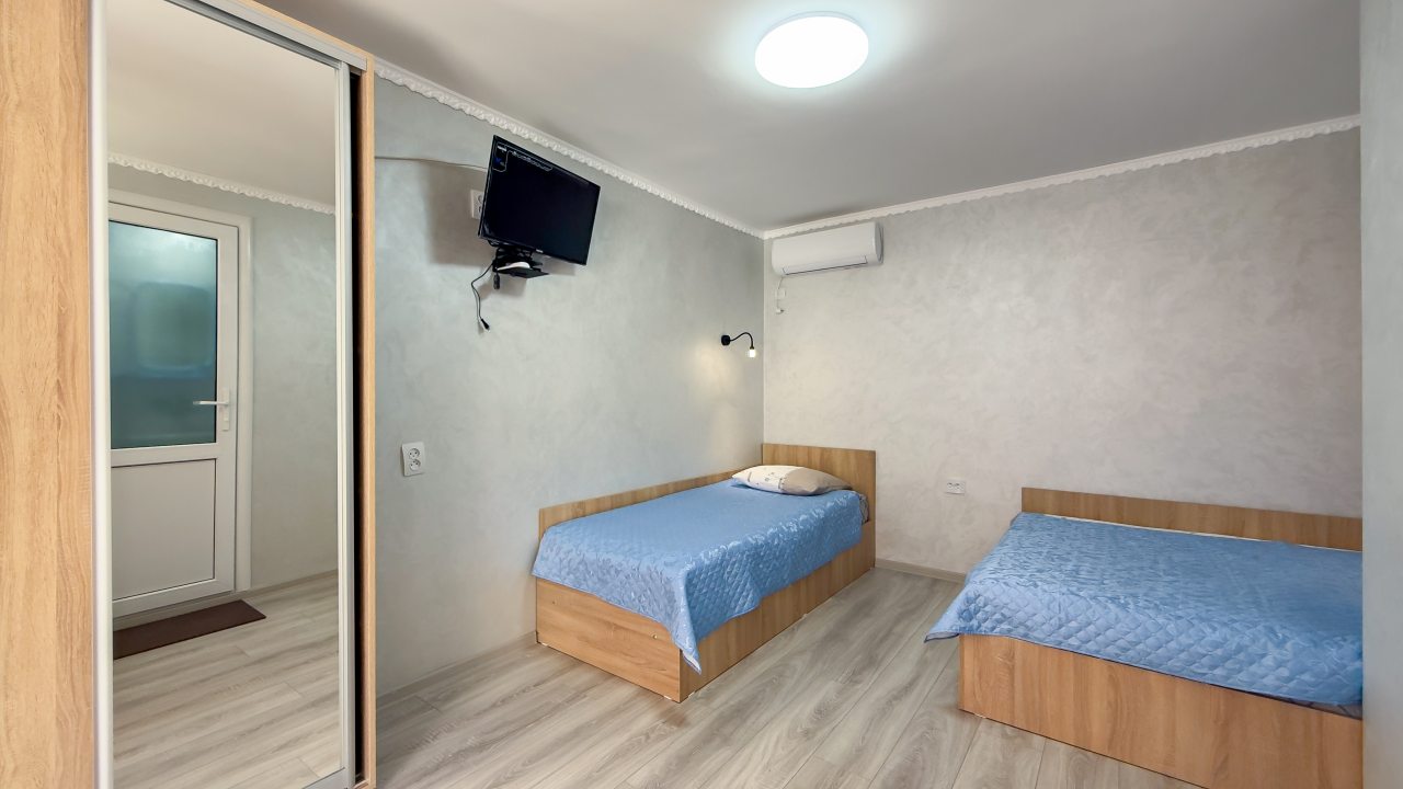 Трехместный (Стандартный номер), Гостевой дом Ника на Новороссийской