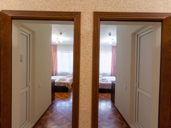 Фотография номера гостиницы Байкал