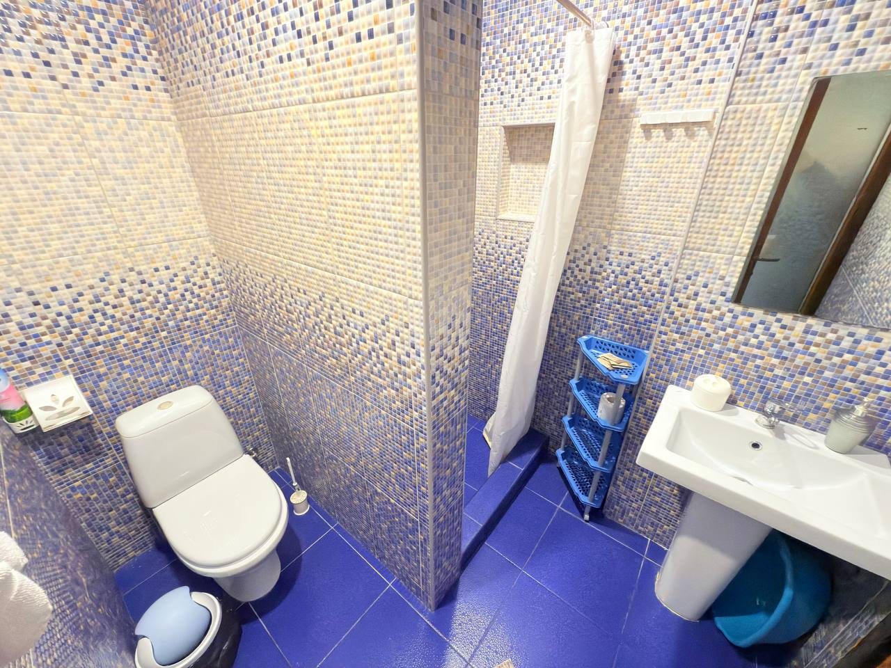 Апартаменты (З-х местные с балконом без кухни I корпус), Апартаменты ЖК Дом на Цветочной