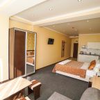 Апартаменты (Cтудия 3-х местная с балконом I корпус), Апартаменты ЖК Дом на Цветочной