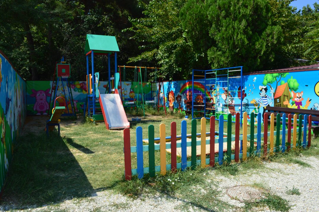 Детская игровая площадка, Пансионат Магадан