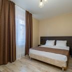 Четырехместный (Стандартный номер с балконом), Отель Татьяна