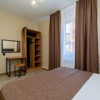 Четырехместный (Стандартный номер с балконом), Отель Татьяна