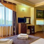 Двухместный (Стандартный двухместный номер с 2 - х спальная кровать, + дополнительное кресло кровать.), Гостиница Сибирь