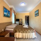 Двухместный (Стандартный двухместный номер с 2 - х спальная кровать, + дополнительное кресло кровать.), Гостиница Сибирь