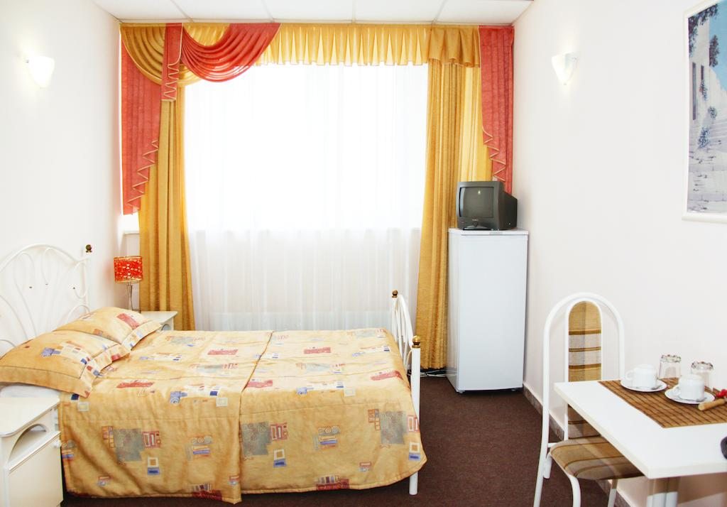 Двухместный (Бюджетный двухместный номер с 1 кроватью) гостиницы Эдем, Анапа