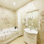 Ванная комната в отеле Лайм, Хабаровск