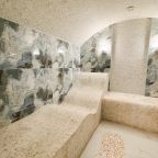 Хамам, Гостиница Лайм