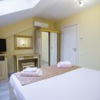 Двухместный (Эконом мансарда с 2 отдельными кроватями), Отель Venera Resort