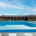 Бассейн с подогревом, Отель Relax All Inclusive