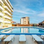 Бассейн с подогревом, Отель Relax All Inclusive