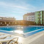 Открытый плавательный бассейн, Отель Relax All Inclusive