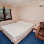 Сьюит (Комфорт 2х-местный), База отдыха Виктория