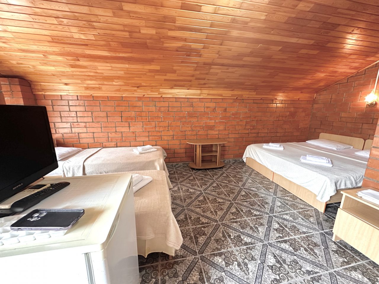 Трёхместный и более (Четырехместный стандарт в коттедже), Гостевой дом Ношен