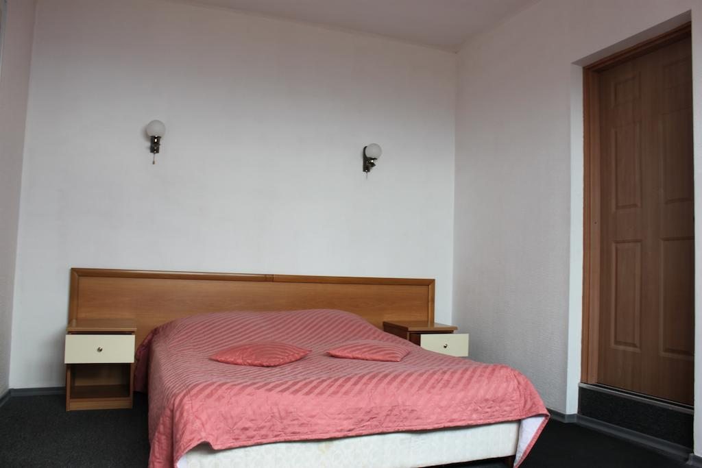 Двухместный (Двухместный номер с 2 отдельными кроватями) гостиницы у Моря, Лоо