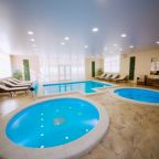 Крытый бассейн в SPA-комплексе, Парк-Отель Лазурный берег