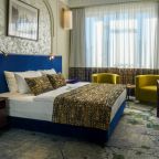 Двухместный (Улучшенный номер с большой кроватью), Отель Петр I