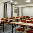 Конференц-зал "Ренуар", Отель Максима Заря