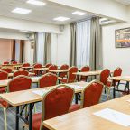 Конференц-зал "Ренуар", Отель Максима Заря