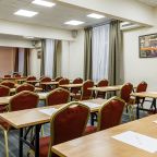 Конференц-зал "Ренуар", Отель Максима Заря