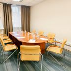 Конференц-зал "Гоген", Отель Максима Заря