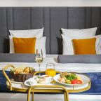 Доставка еды и напитков в номер, Гостиница Select Hotel Paveletskaya