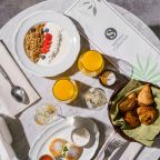 Доставка еды и напитков в номер, Гостиница Select Hotel Paveletskaya
