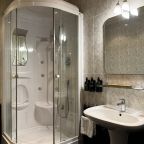 Двухместный (Супериор с одной большой кроватью), Отель Marco Polo by Moss Hospitality