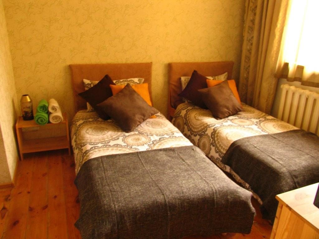 Двухместный (Двухместный номер Делюкс с 1 кроватью или 2 отдельными кроватями) отеля Memo's Guest House, Каракол (Иссык-Кульская область)
