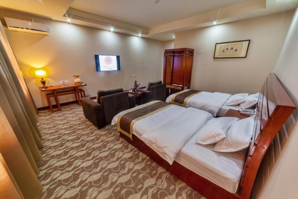 Двухместный (Двухместный номер Делюкс с 2 отдельными кроватями) отеля Шанхай Сити, Ош