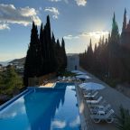 Бассейн подогреваемый INFINITY, Отель Куру Озен