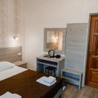 Трехместный (Номер с балконом), Гостевой дом Натела
