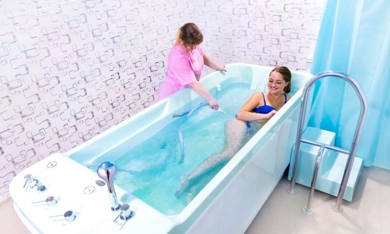 Подводный ручной душ-массаж, Санаторий Devon Medical & SPA