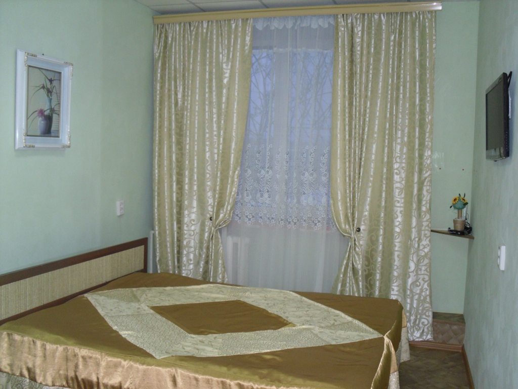 Двухместный (№3, Стандарт) гостиницы ОптиМал, Комсомольск-на-Амуре