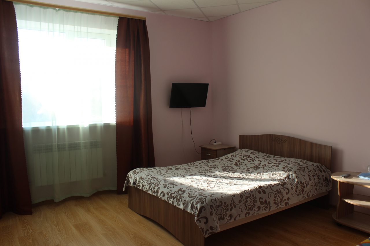 Двухместный (Бюджетный с 1 кроватью) частной гостиницы Орриент, Тюмень