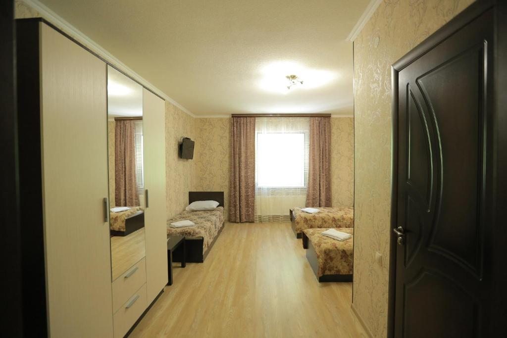 Трехместный (Трехместный номер) гостиницы Сириус-Азау, Терскол