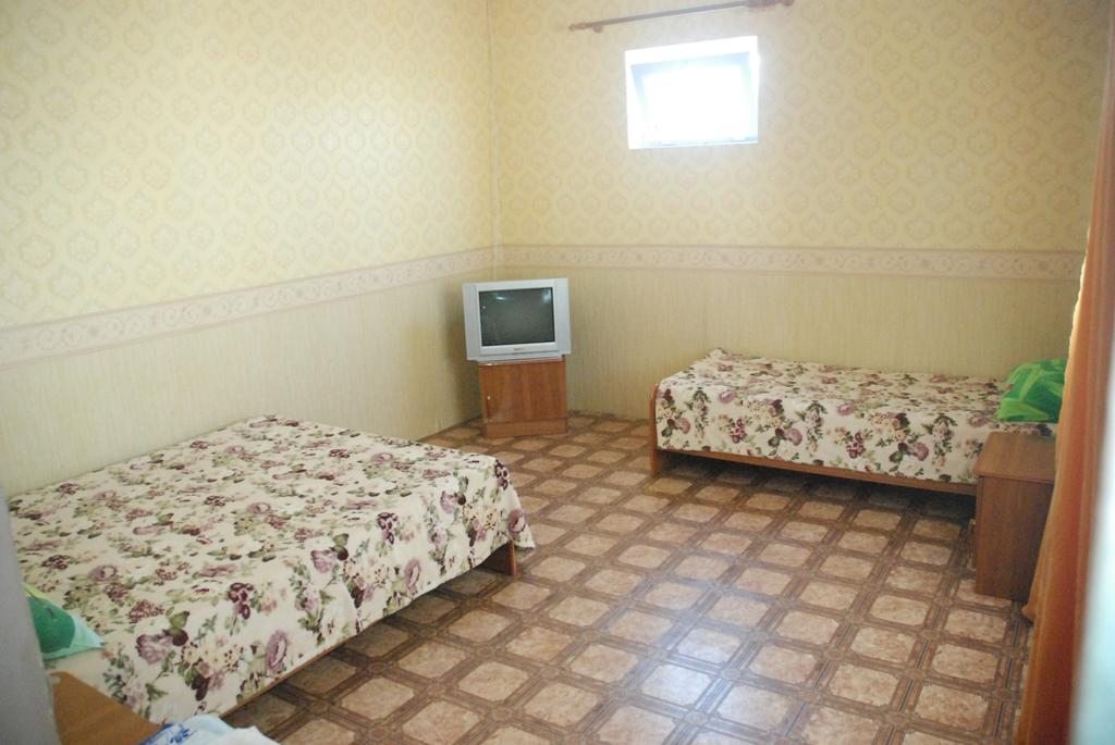 Апартаменты (Улучшенные апартаменты) гостевого дома на Комсомольской 41, Пересыпь