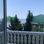 Люкс (С балконом и двухспальная кровать № 23,33), Отель Вилла Верона