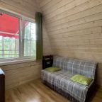 Дом (Коттедж с террасой на озеро и общей манагальной зоной), База отдыха GREENVALD Парк Скандинавия