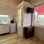 Дом (Коттедж с террасой на озеро и общей манагальной зоной), База отдыха GREENVALD Парк Скандинавия