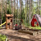 Дом (Коттедж с террасой на озеро и общей манагальной зоной), База отдыха GREENVALD Парк Скандинавия