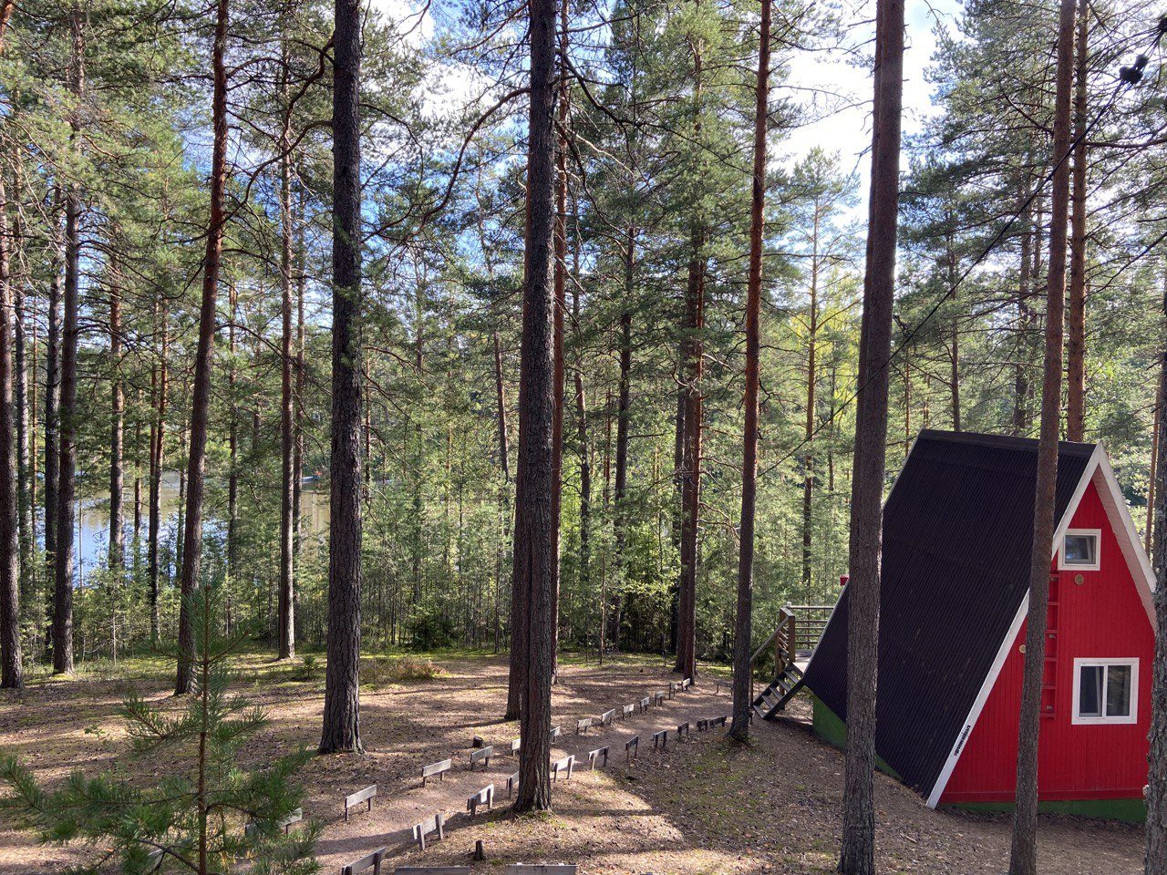 Дом (Коттедж с террасой на озеро и общей манагальной зоной), База отдыха GREENVALD Парк Скандинавия