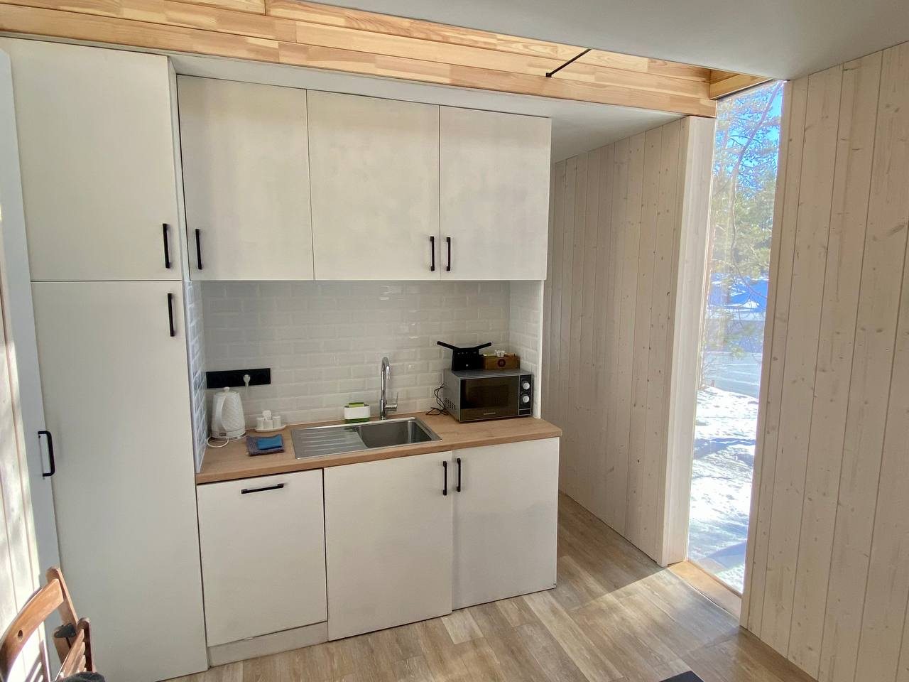 Дом (Эко-Дом на берегу озера с панорамным окном, эко-камином, крытой террасой и мангалом), База отдыха GREENVALD Парк Скандинавия