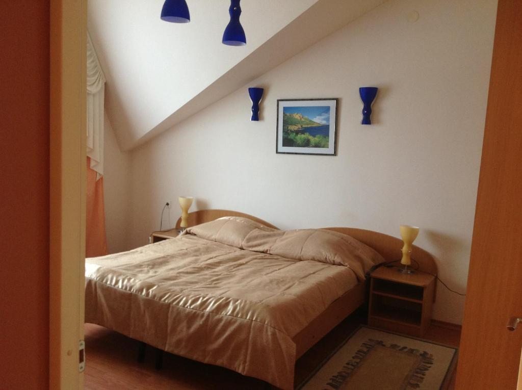 снять номер в таганроге. снять номер в таганроге. отель южная ночь таганрог. белые ночи таганрог. гостиница ассоль таганрог.