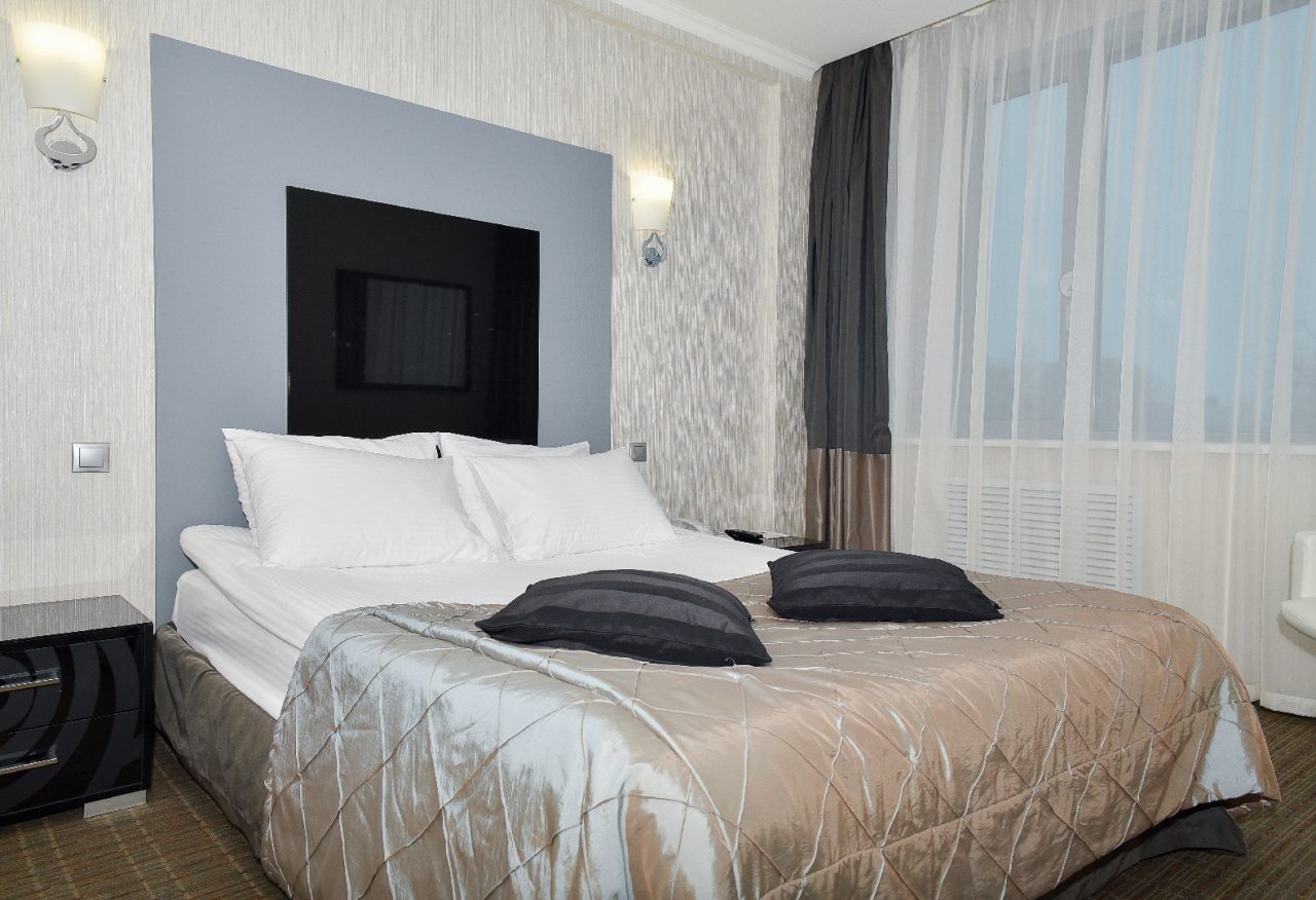 Семейный (Family Comfort), Конгресс-отель Don-Plaza