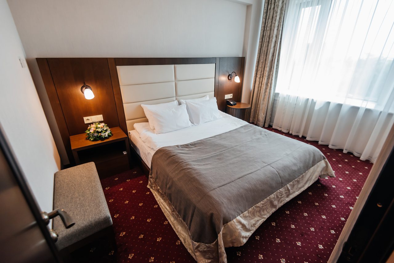 Семейный (Family Comfort), Конгресс-отель Don-Plaza